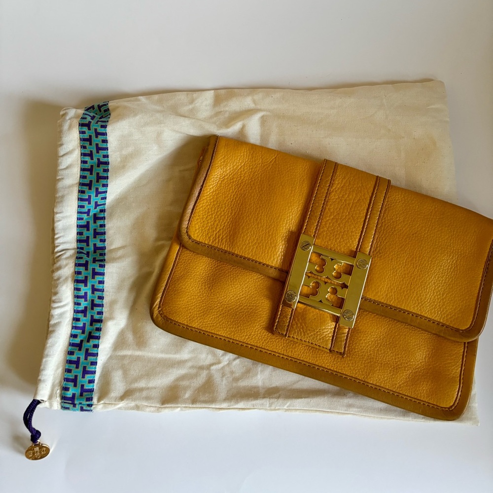 Yellow leather Tory Burch clutch